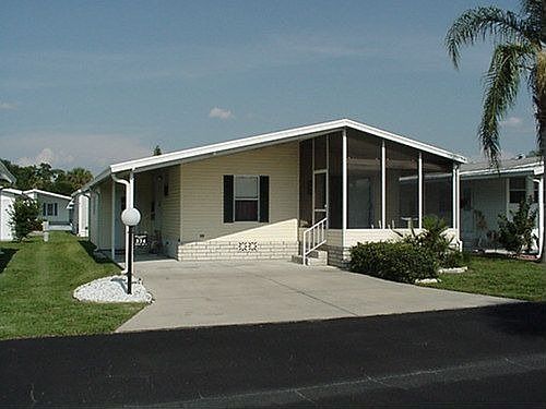 1st image of 374 N Gracie Ave