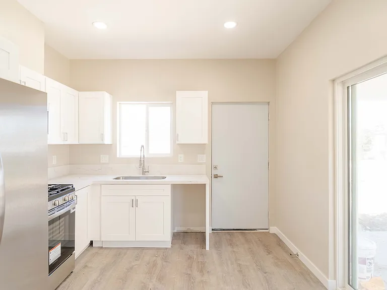 5119 Remington Rd — Photo 9
