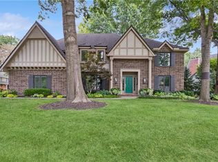 12201 Aberdeen Rd, Leawood, KS 66209