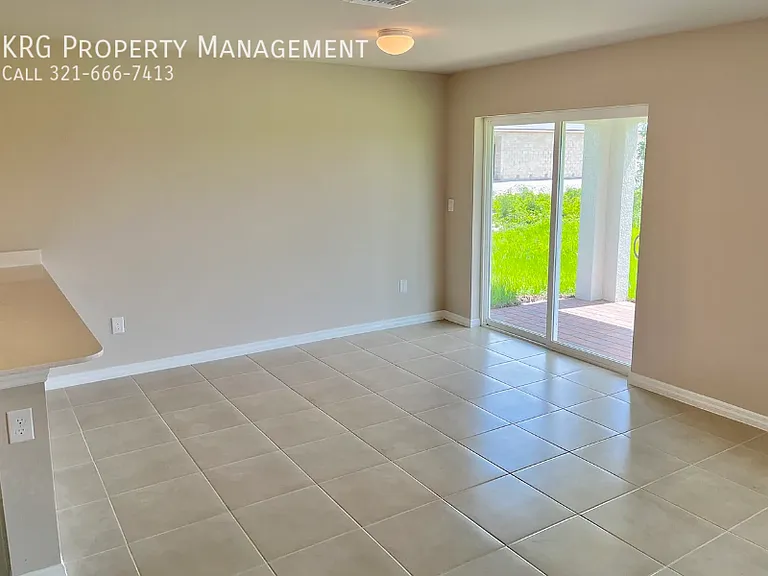 9018 W Justice Cir — Photo 10