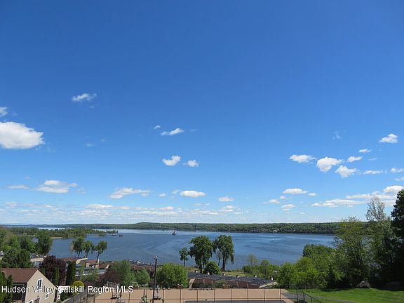 4th image of 3 Riverview