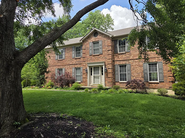 4614 Woodland Dr — Photo 1