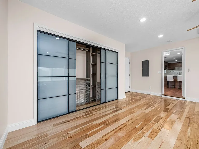 2885 Lorna Dr — Photo 11