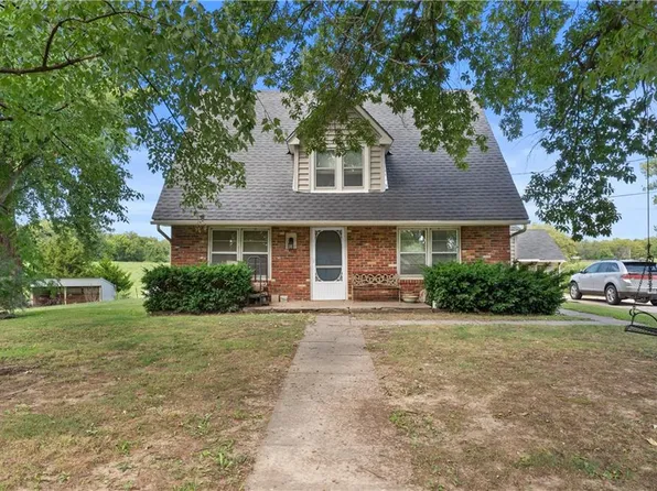 31212 E Webster Rd, Grain Valley, MO 64029