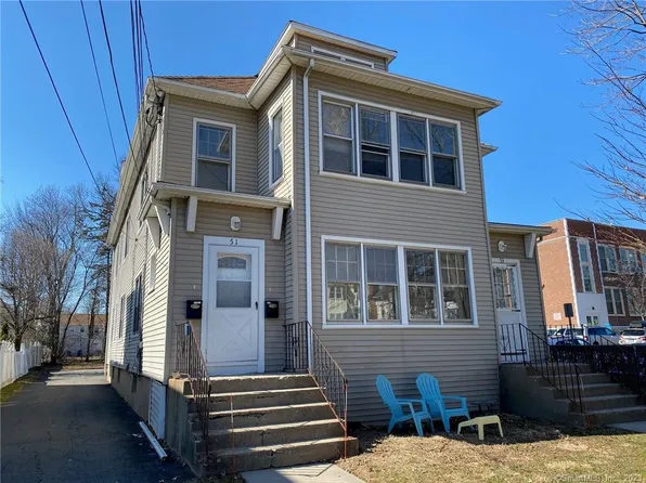 51 Bretton Rd Unit 2, West Hartford, CT 06119