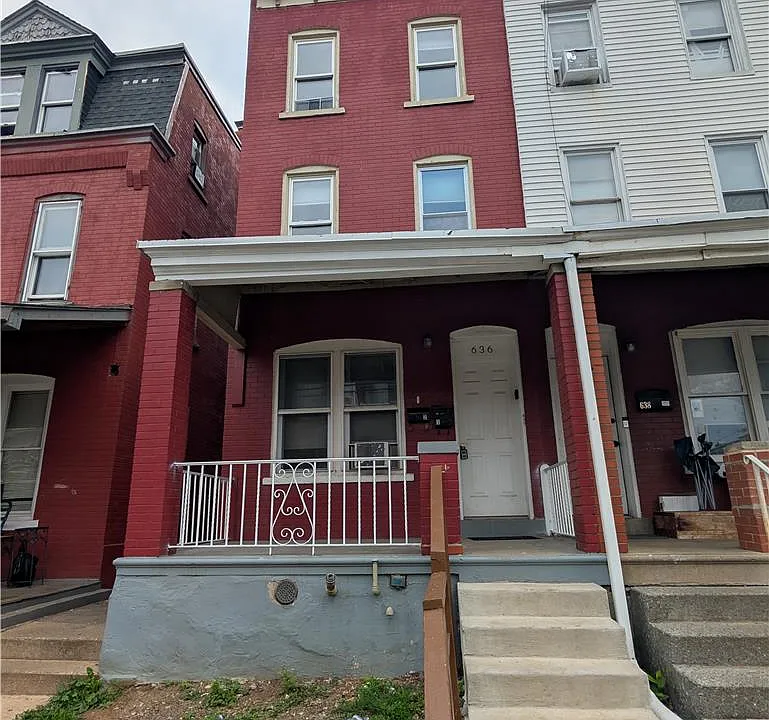 636 N Penn St #2