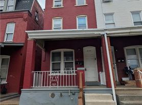 636 N Penn St, Allentown, PA