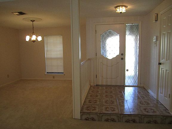 2nd image of 15507 Monte Vista Dr