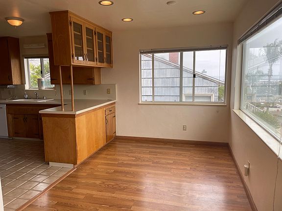 5th image of 4551 Santa Monica Ave