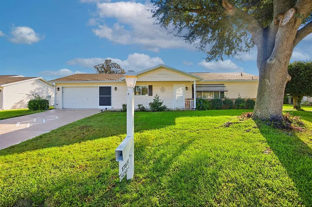 2 bed, 2.0 bath, 1118 sqft, $1,950 — Photo 1