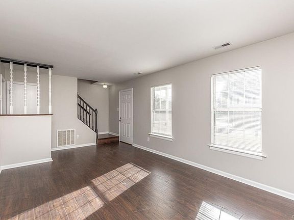 5th image of 2919 Matisse Ln