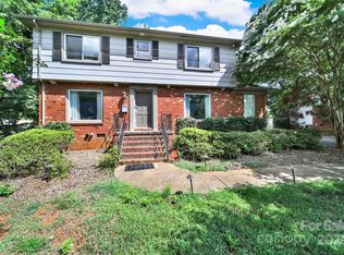 7009 Rockledge Dr, Charlotte, NC 28210