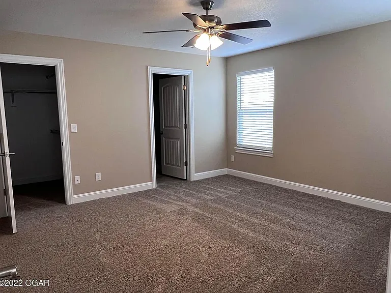 2521 S Tyler Ave — Photo 8