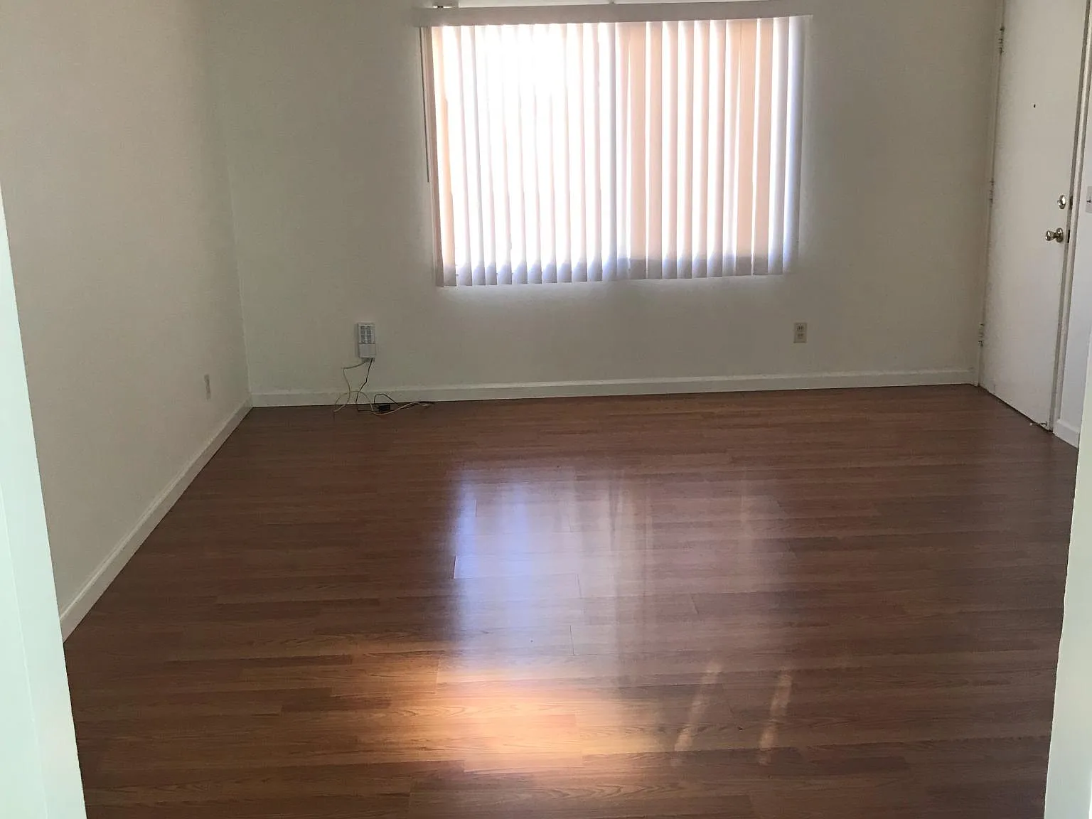 729 Mountain View Ave — Photo 3