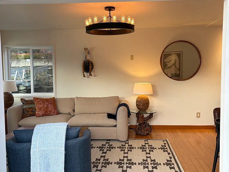 1409 NE Boat St #2 — Photo 10