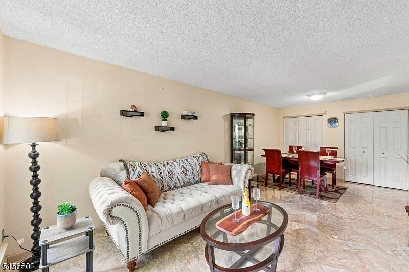 1st image of 1338 Lavender Ct