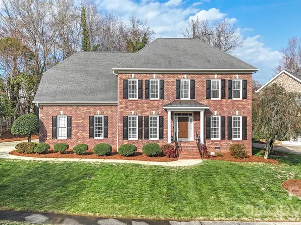 6817 Thornton Oaks Ct, Charlotte, NC 28270