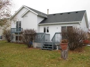 2942 23rd Ave S, Fargo, ND 58103