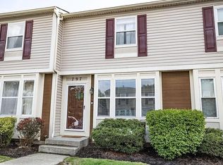 797 Cap Ln, Worthington, OH 43085