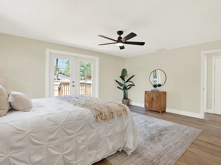 6220 Pershing St NE — Photo 7