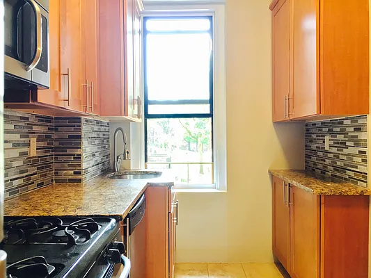 Rented by Matthew Gros-Werter, LREB  | media 26