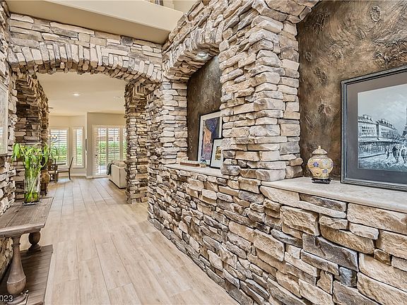 5th image of 2549 Monarch Bay Dr