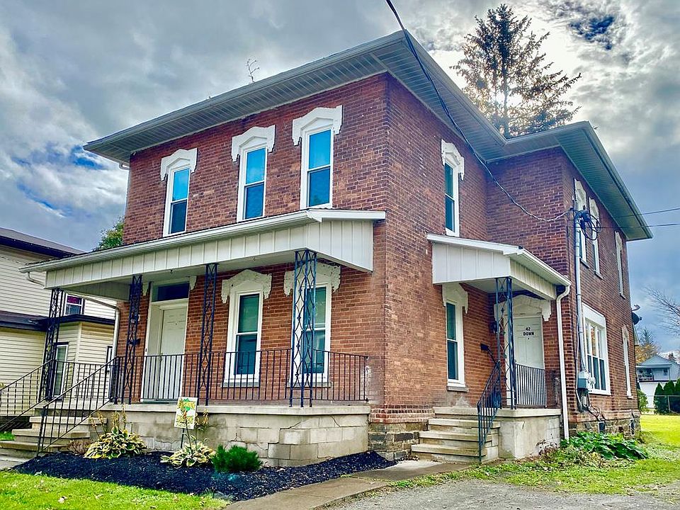 1st image of 42 Sherwood St