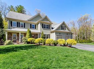 16 Linmoor Ter, Lexington, MA 02420
