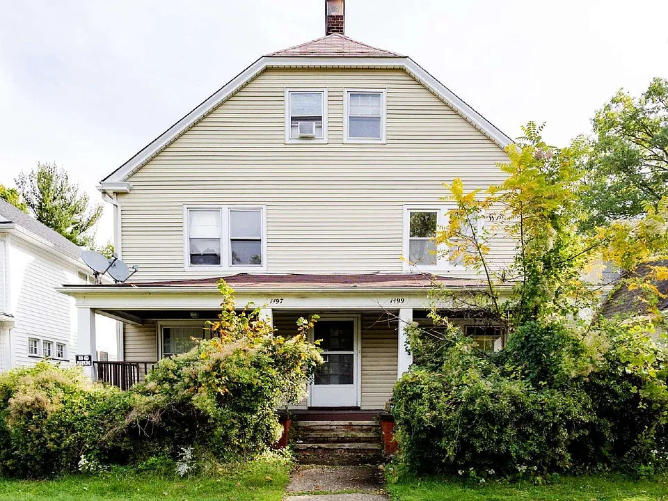 1499 Maple Rd
