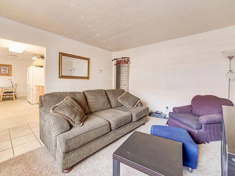 865 N 500 W #5 — Photo 2