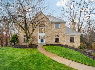 133 Radcliff Dr, Pittsburgh, PA 15237