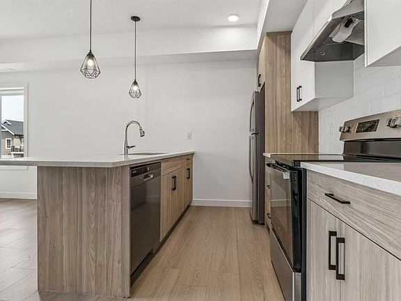 5th image of 24 W Rivercrest Dr #1002