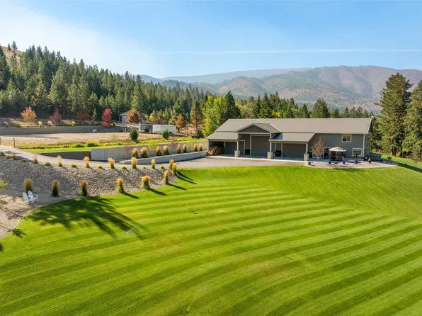 8350 Vann Dr, Lolo, MT 59847
