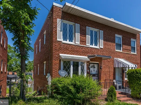 624 Jefferson St NE, Washington, DC 20011