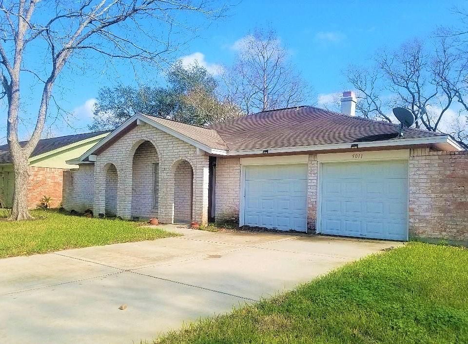 1st image of 5011 Shady Oaks Ln