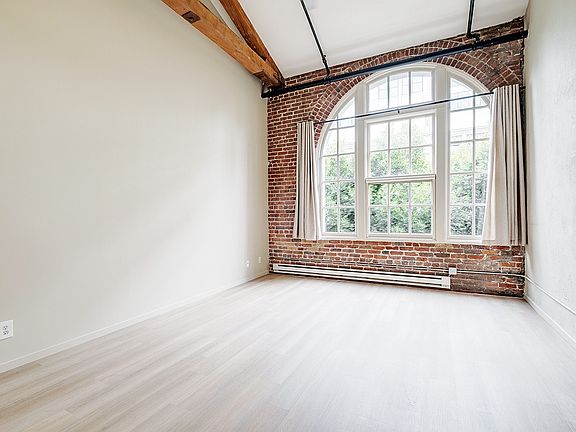 3rd image of 461 2nd St APT 314