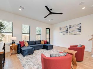 4101 Edison St, Houston, TX 77009