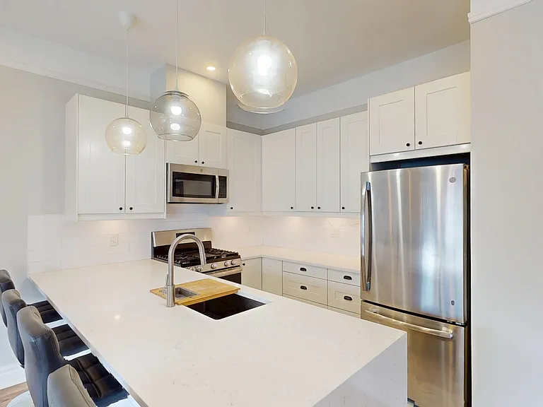 605 15th Ave SW #20 — Photo 4