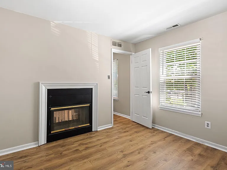 107 Sweetwater Dr — Photo 13
