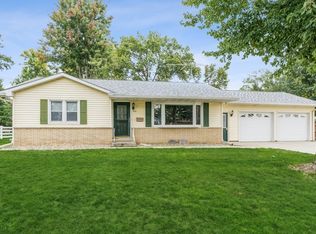 912 S 14th Ave W, Newton, IA 50208