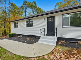 4 Hemlock Cir, Somers, CT 06071