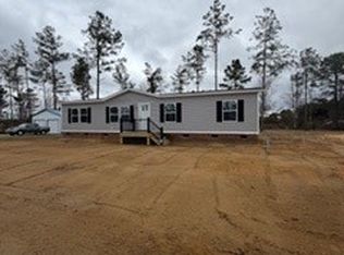 85 Makaiah Ln, Red Springs, NC 28377