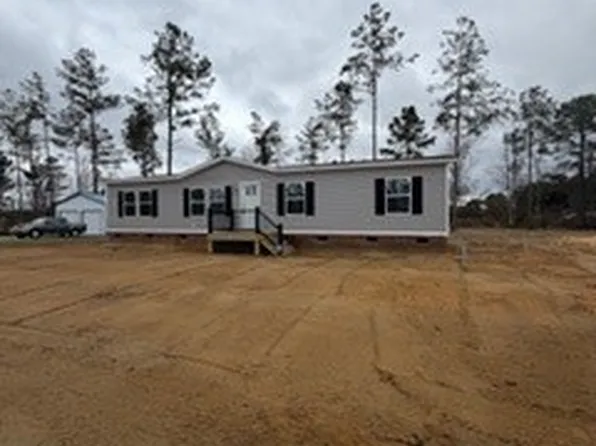 85 Makaiah Ln, Red Springs, NC 28377