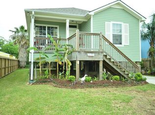 127 12th St, San Leon, TX 77539