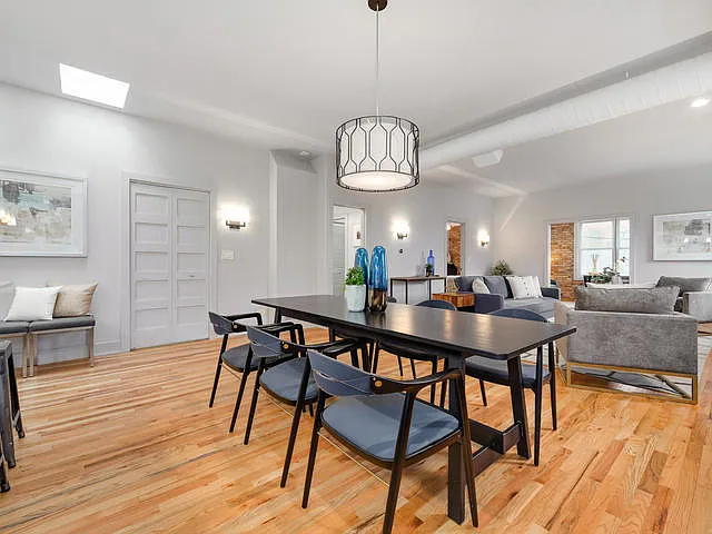 1742 N Winchester Ave #203 — Photo 7