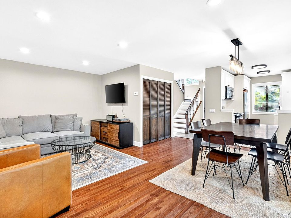 1st image of 17 Hillside Terrace #D