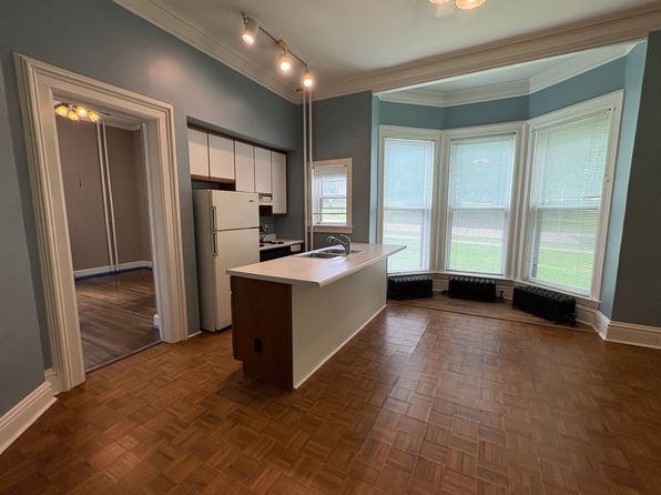 325 W Jackson St APT 1W