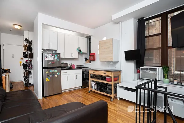 Rented by (Legacy) Elegran | media 8