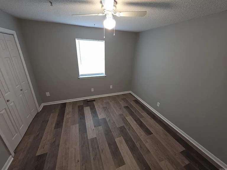 617 Brierly Dr — Photo 11