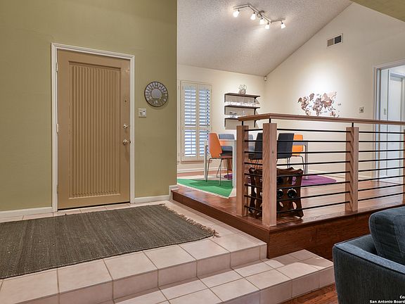 3rd image of 3406 HUNTERS STAND ST